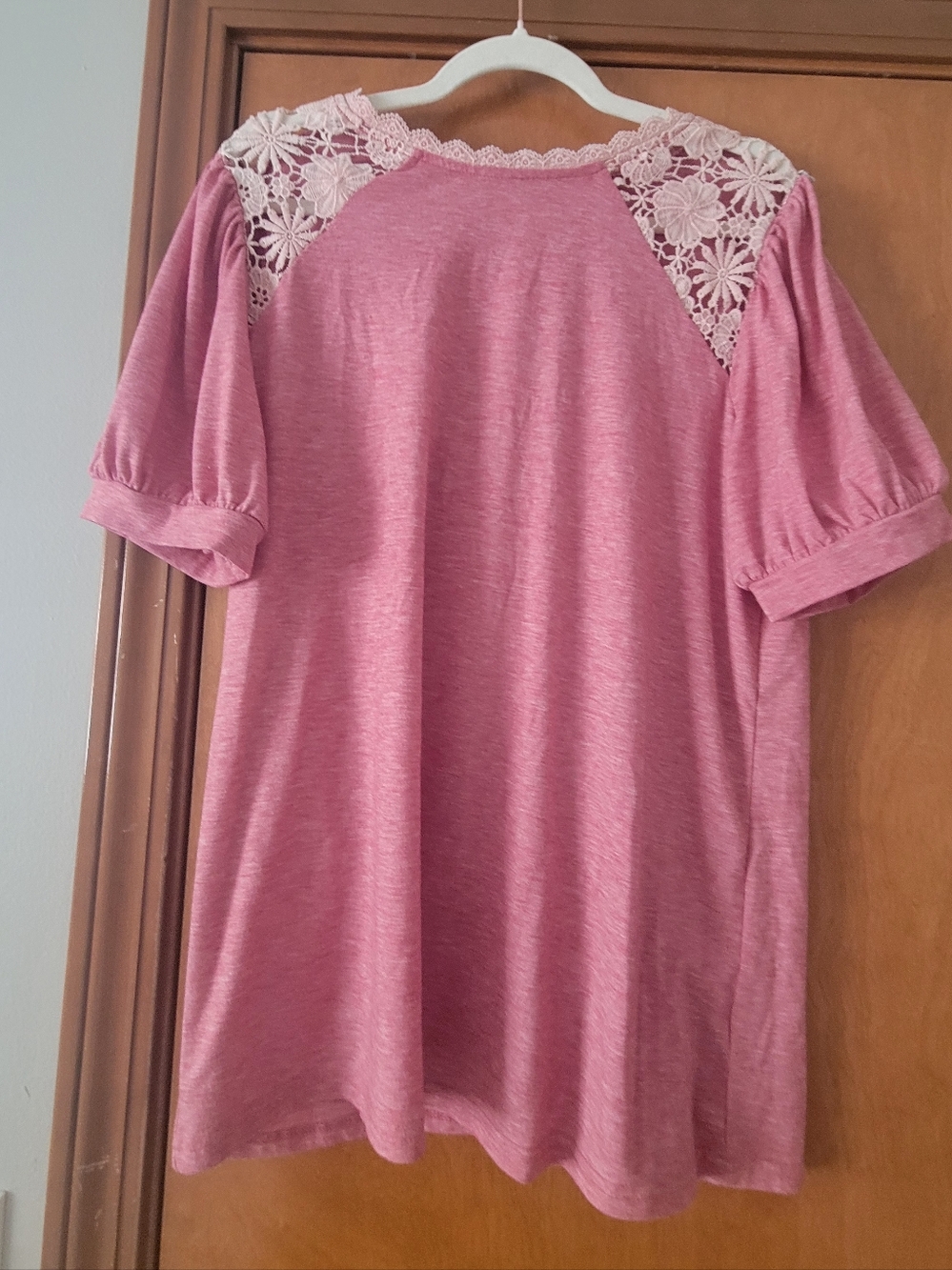 Women's Pink Lace Yoke Short Sleeve Top